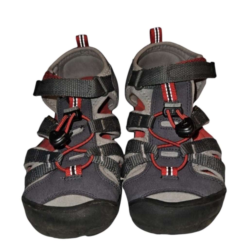 Keen (Keens) Seacamp CNX  Sandals Boys Sz 2 Water Shoes